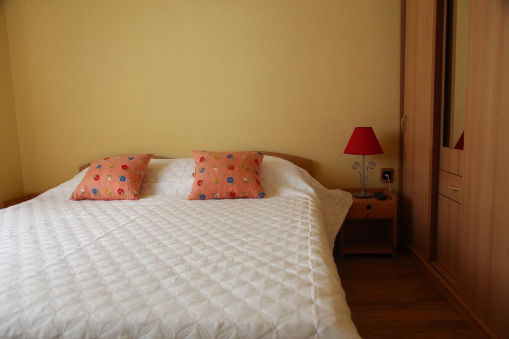 Villa Gorica Apartments Ražanj Exteriör bild