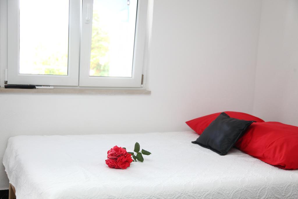 Villa Gorica Apartments Ražanj Exteriör bild
