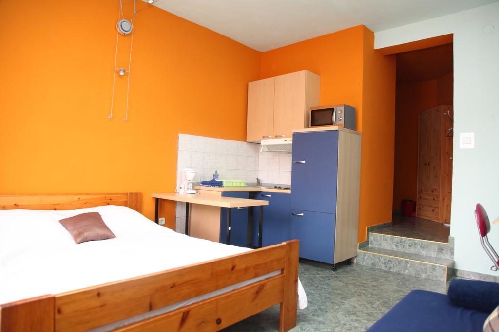 Villa Gorica Apartments Ražanj Exteriör bild