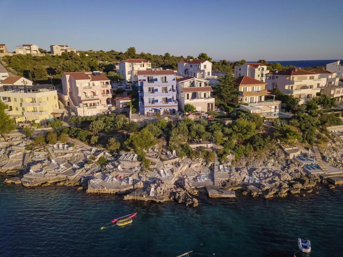 Villa Gorica Apartments Ražanj Exteriör bild